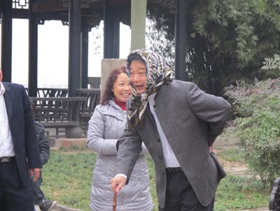 冰山上的来客 相关产品