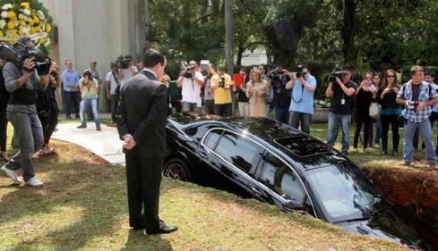 在魔鬼门前 推荐产品