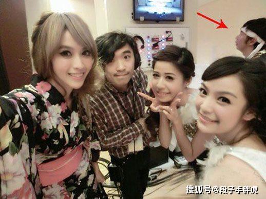 圣罗兰传 产品图片