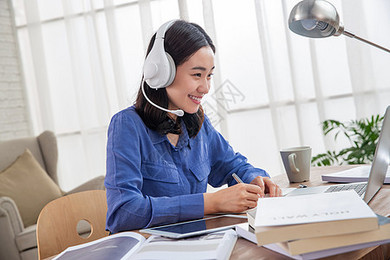 叛舰喋血记 产品图片