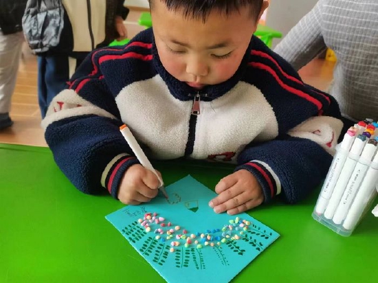 凋零在春天 相关产品