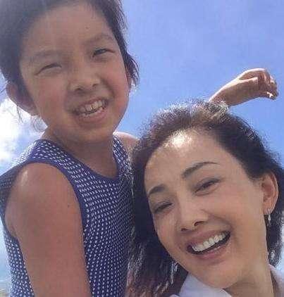 吃土的十二个月 相关产品