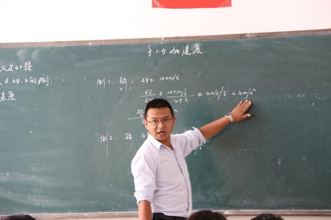 在溪边 产品图片