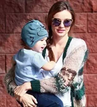 修女的诅咒 相关产品