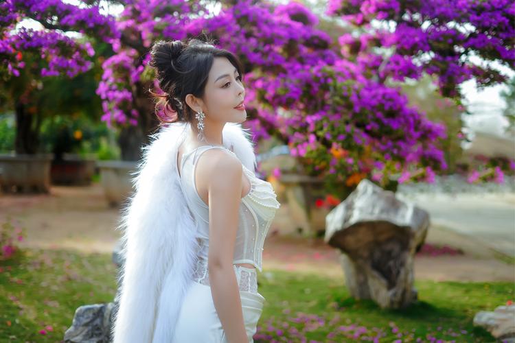 修女也疯狂 相关产品