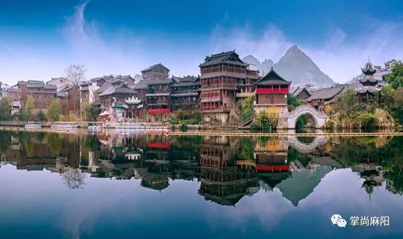 侥幸逃生的司机 产品图片